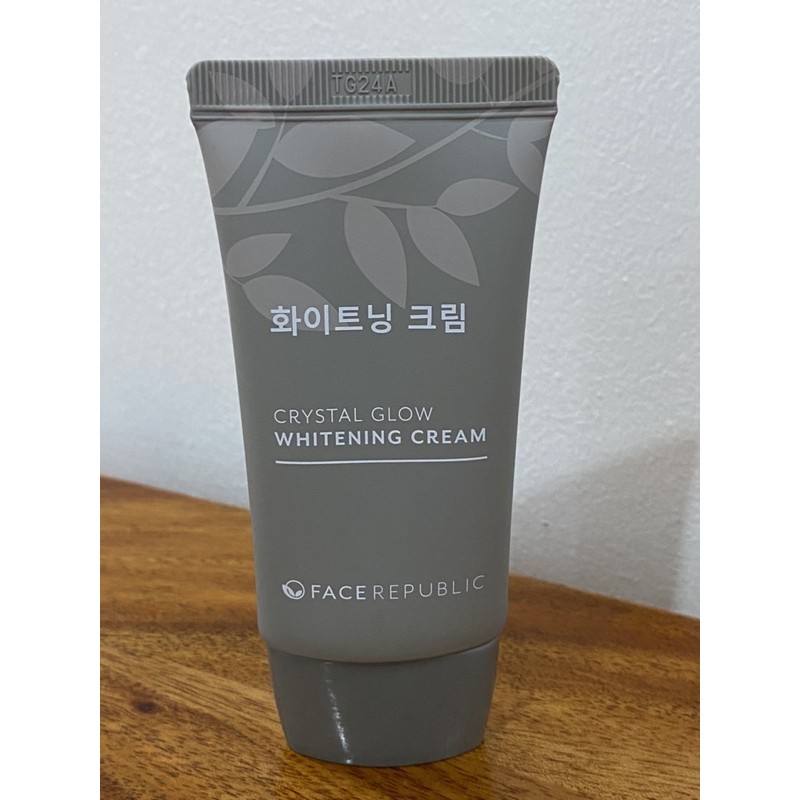 Brand New Authentic Face Republic Crystal Glow Whitening Cream (30mL