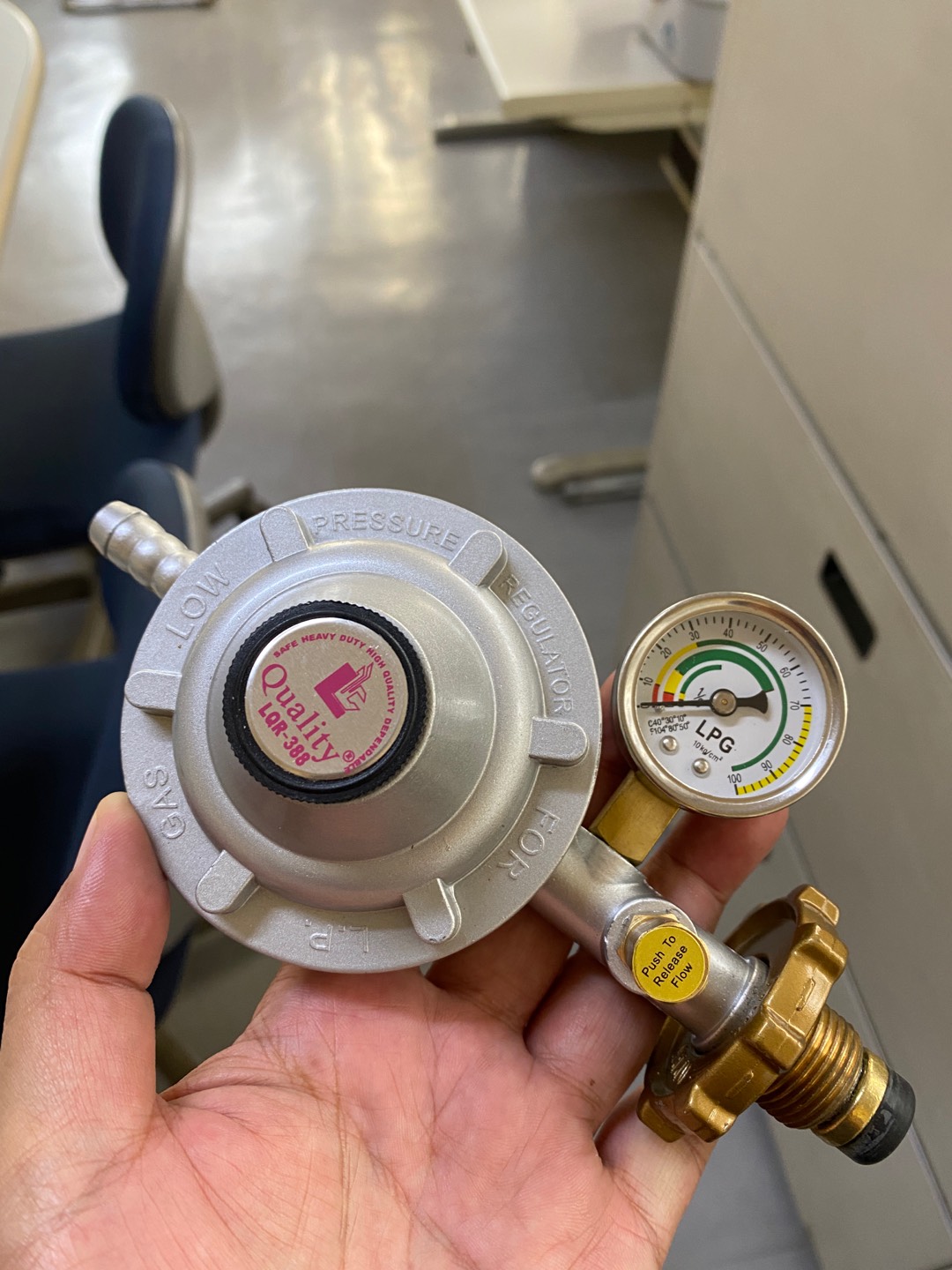 MP Marketing High Quality L Quality LPG Regulator DE