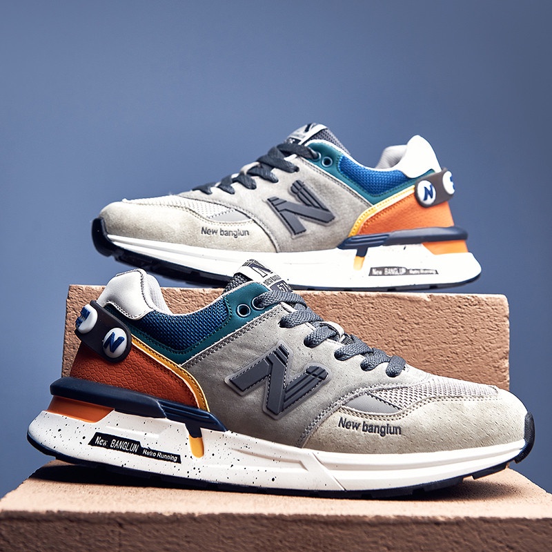 LClassic Retro Men Sneakers Breathable Fluorescence Trending Men Shoes