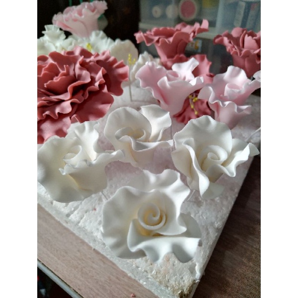 flower fillers pink or white edible flower gumpaste Shopee Philippines