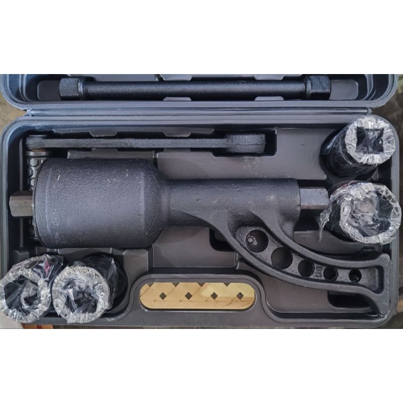 Heavy Duty Torque Wrench Labor Saving Wrench Labor Saving Lug Nut