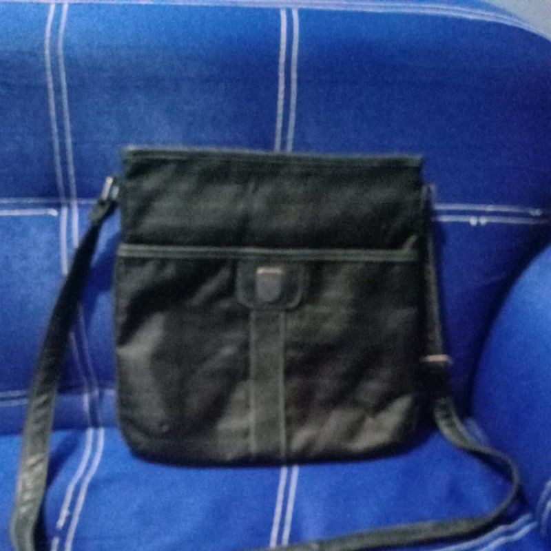 Secosana Sling bag medium size Shopee Philippines