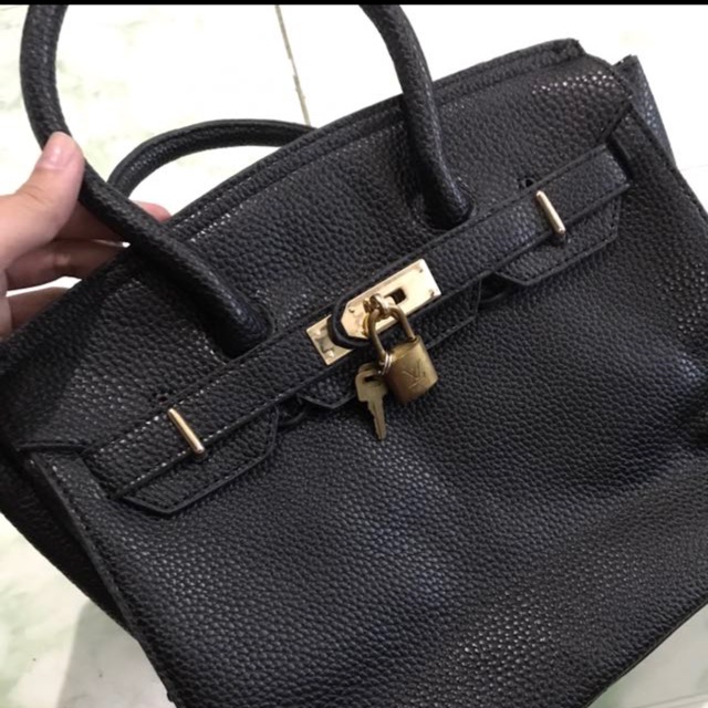 Louis Vuitton Sling Bag Malaysia