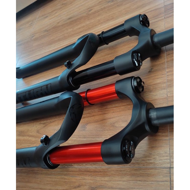 SATURN SKOLL AIR SHOCK RED STANCHION AND MOUNTAINPEAK AIRSHOCK 27.5 and