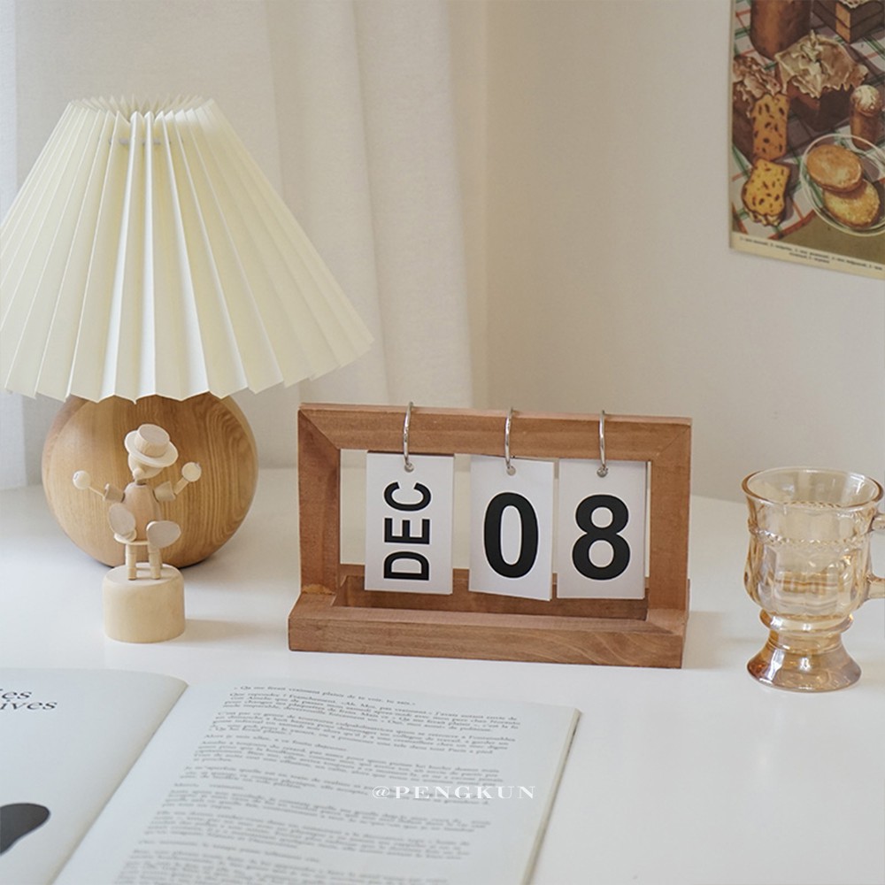 IKEA style simple wooden desk calendar office calendar Nordic creative wooden ins style desktop