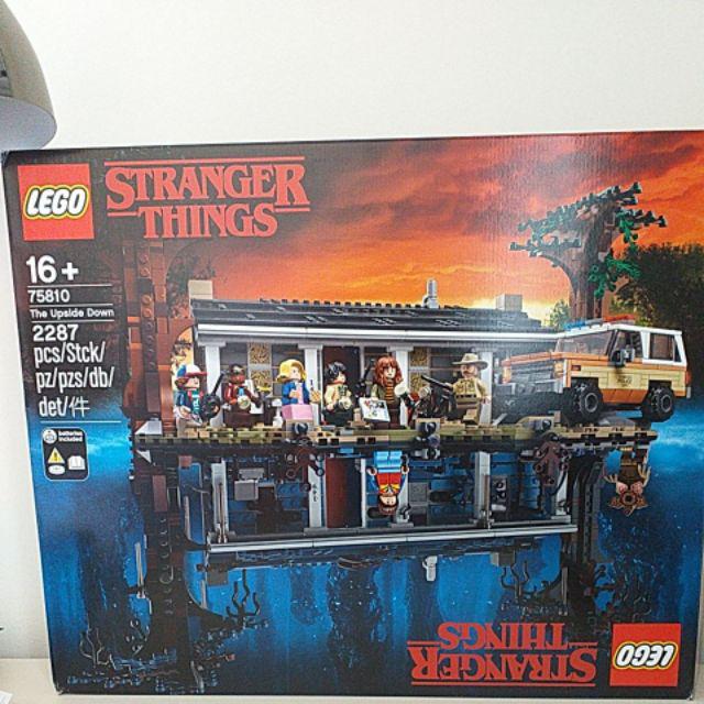 LEGO Stranger Things The Upside Down 75810 Vampys Set Year 2019