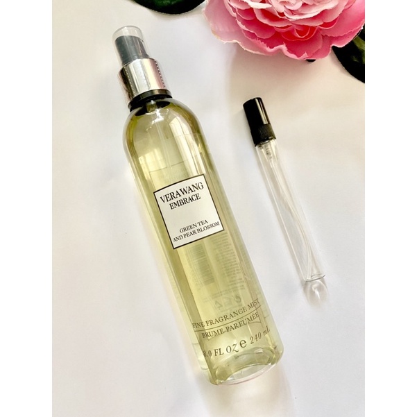 10ml of VERA WANG EMBRACE GREEN TEA & PEAR BLOSSOM Body Mist