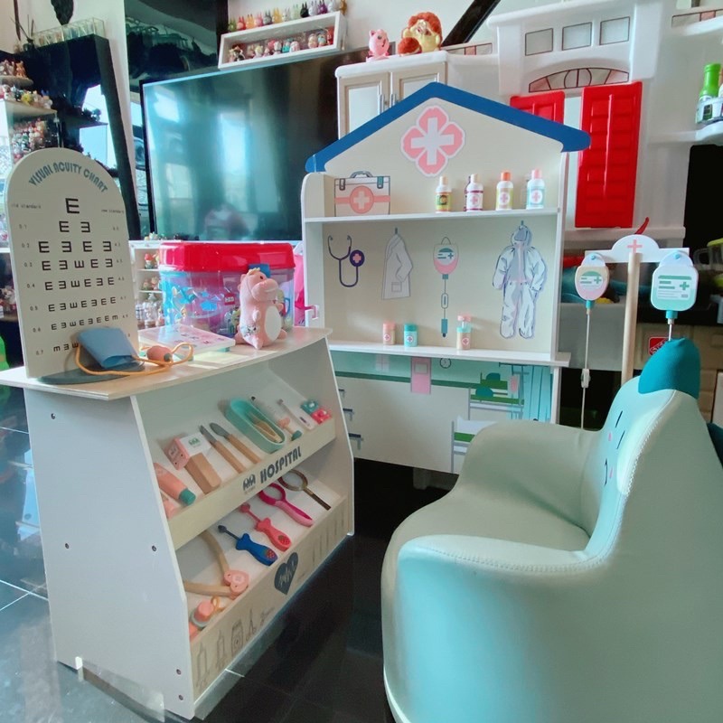 Wooden Pretend Play Hospital Set for Kids / Doctor Set for kids