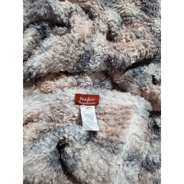 Berkshire Farmhouse Fur Blanket plaid sherpa blanket throw Shopee