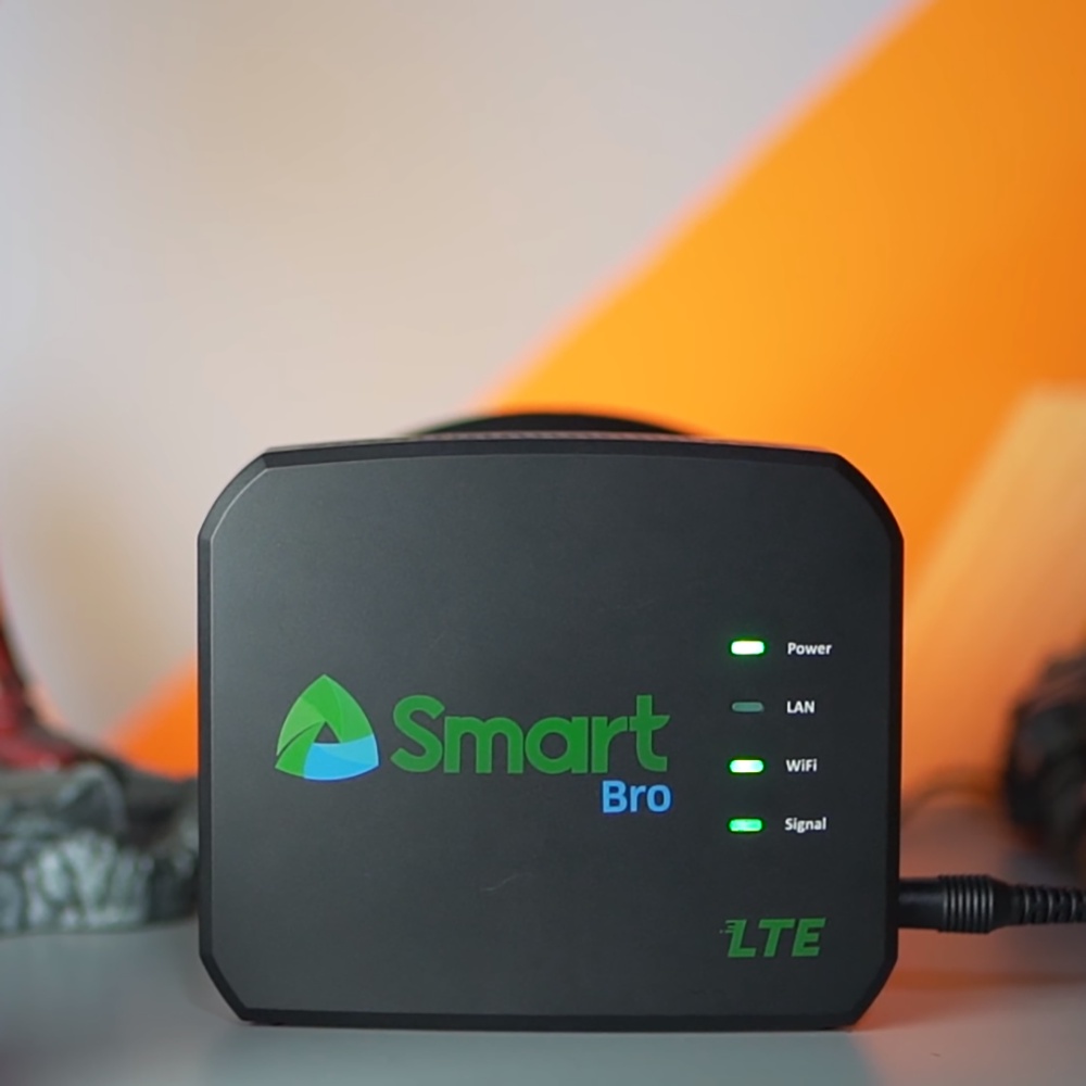 Smart Bro Prepaid Home WiFi 4G LTE Router Modem Cat 4 Free 10GB for 7 Days Evoluzn LTE CPE FX