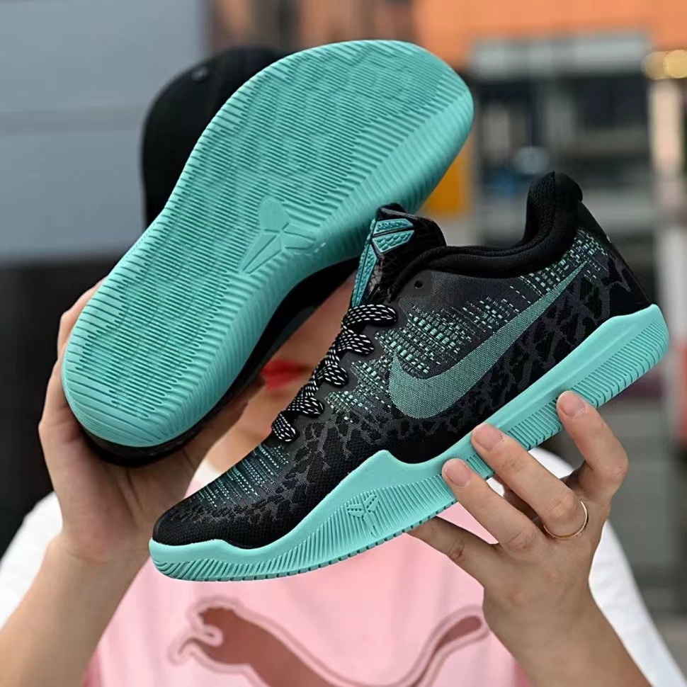 Onhand! Fashion Kobe Mamba 11 Black Red Spike low cut Sneakers