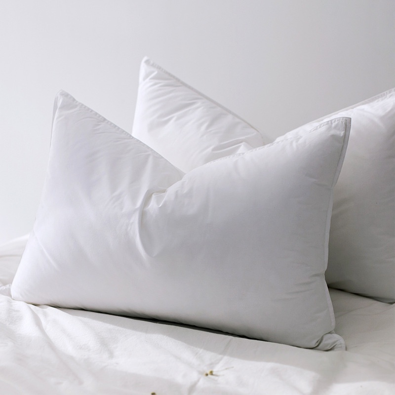 Hotel Quality Pillow To Protect The Spine (PILLOW CASE IS NOT INCLUDED