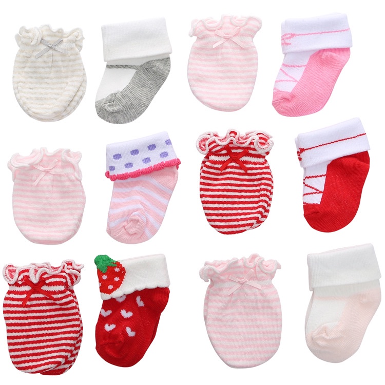 6Pcs Baby Mittens and Booties Set Striped Solid Color Polka Dot Baby