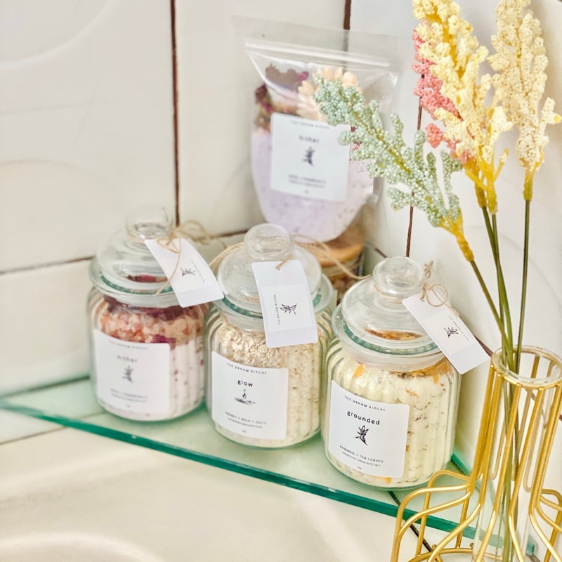 Therapeutic Bath Salts Pink Himalayan Bath Salt The Dream Ritual