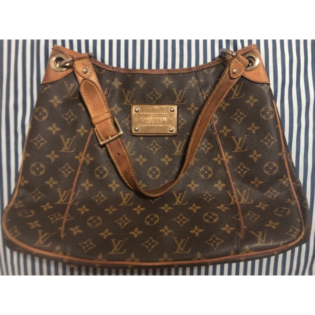Pre Loved Lv Bags In Japan