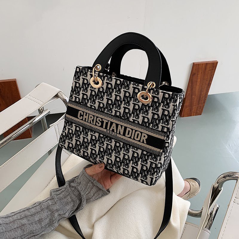 bike sit post Embroidered lady bag Correct spelling women shoulder bag