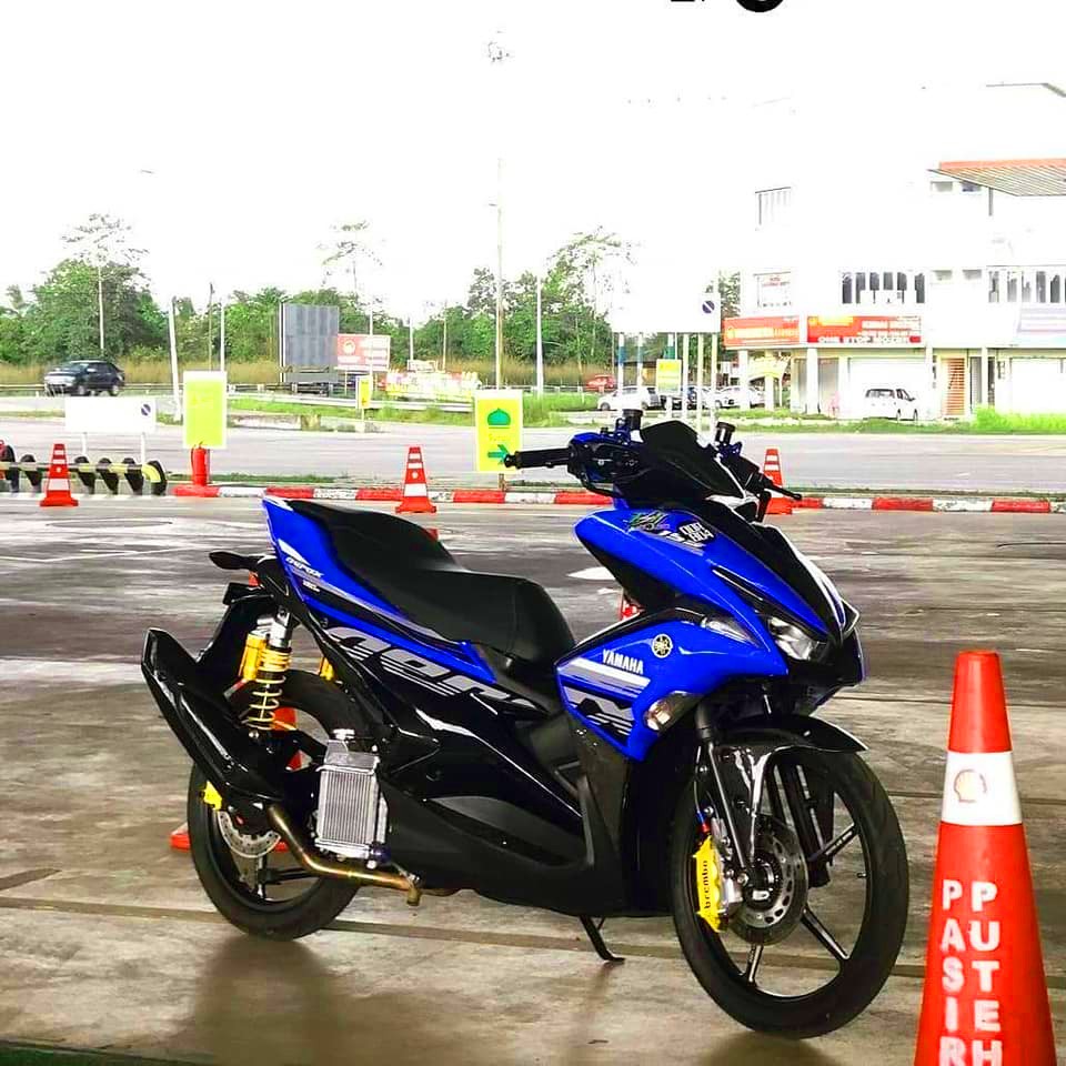 AEROX RACE BLUE DECALS Shopee Philippines
