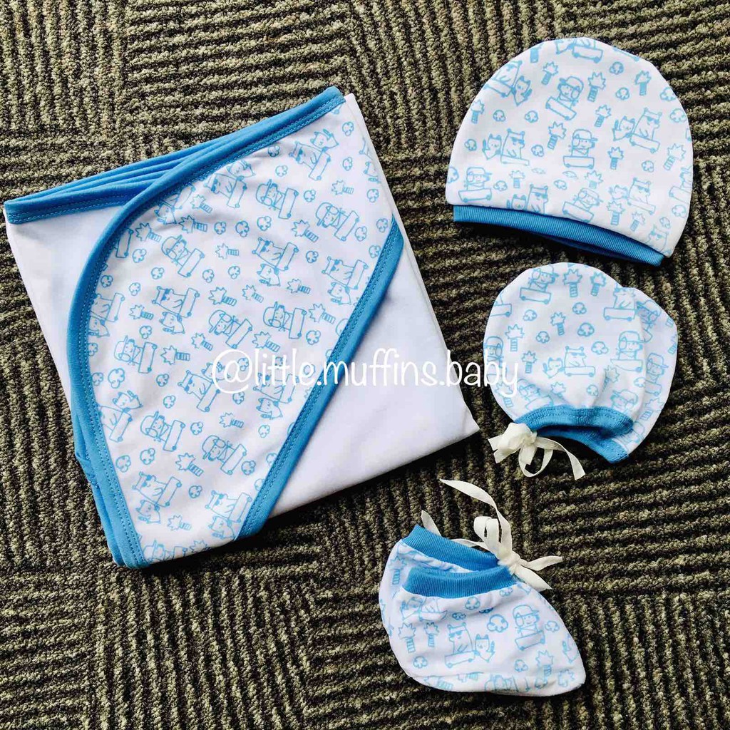 little muffins 6 in 1 Newborn Receiving Set (Blanket, Mittens