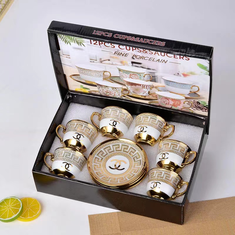 JY Elegant Medieval Fairytale 6 cups 6 saucers Teacups Gift Box Seth