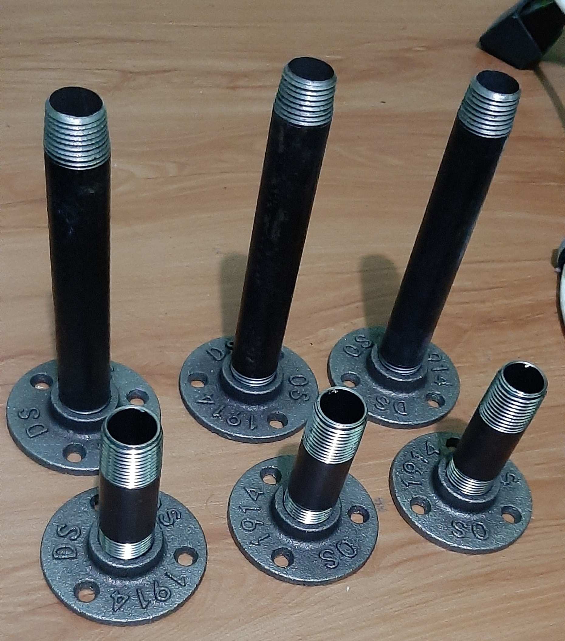 Black Iron Flange Pipe Floor Fitting Wall Mount 1/2 inch Shopee