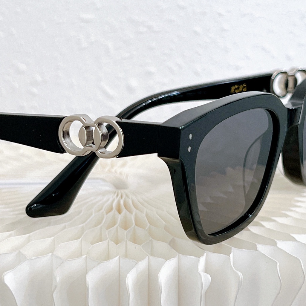 XOXO GENTLE GARDEN Series Sunglasses with Zeiss Lenses (NOTE with Purple Packing) Shopee