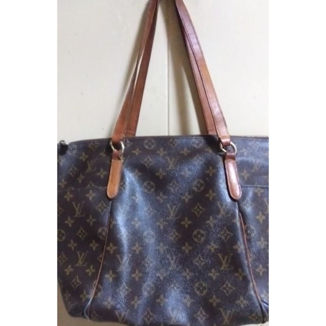 Authentic Louis Vuitton Bags In The Philippines Typhoon Paul Smith