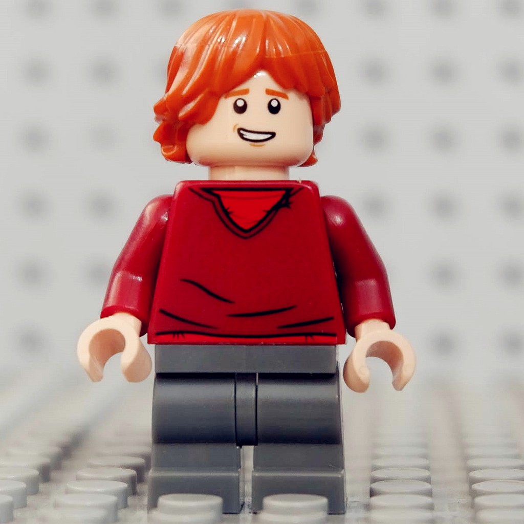 LEGO Harry Potter Minifigures HP180 Ron Weasley New Costume 75947