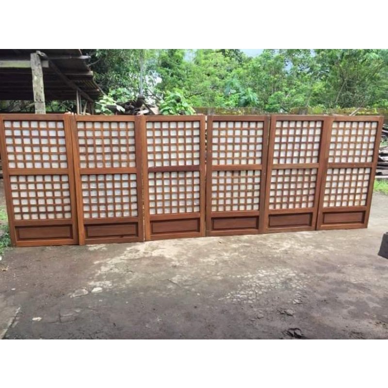Capiz with Bandeha Window Panel (maximum 3 Panel/check out) Shopee