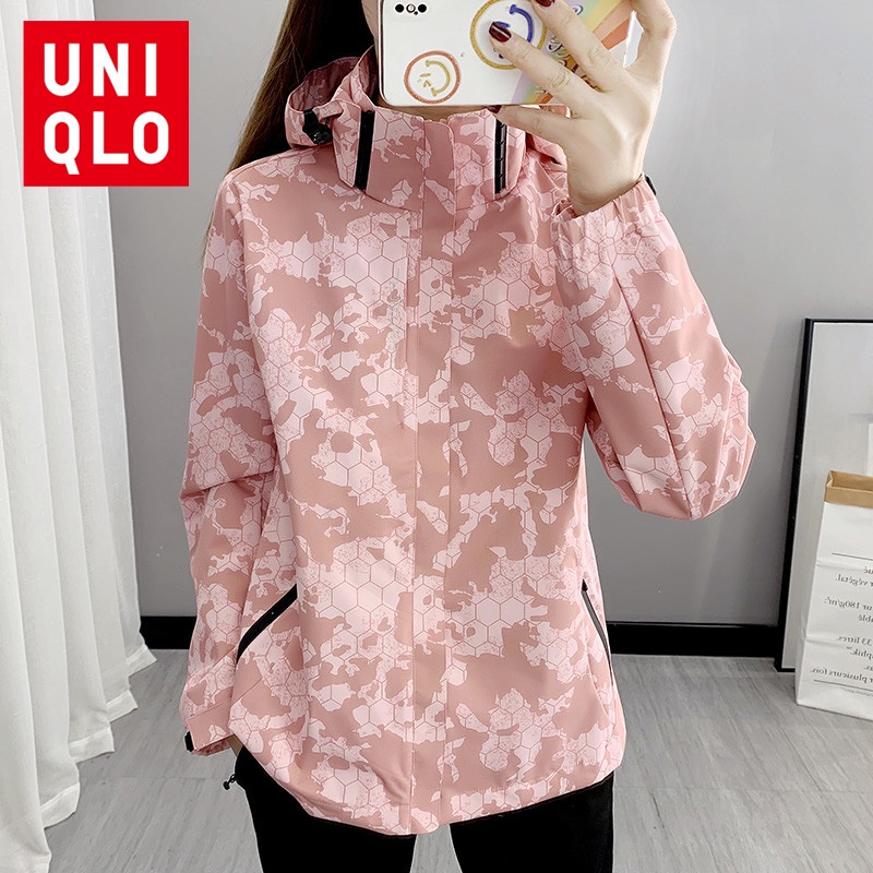 Uniqlo Women's Outdoor Jackets Waterproof Hooded Antifouling Jacket