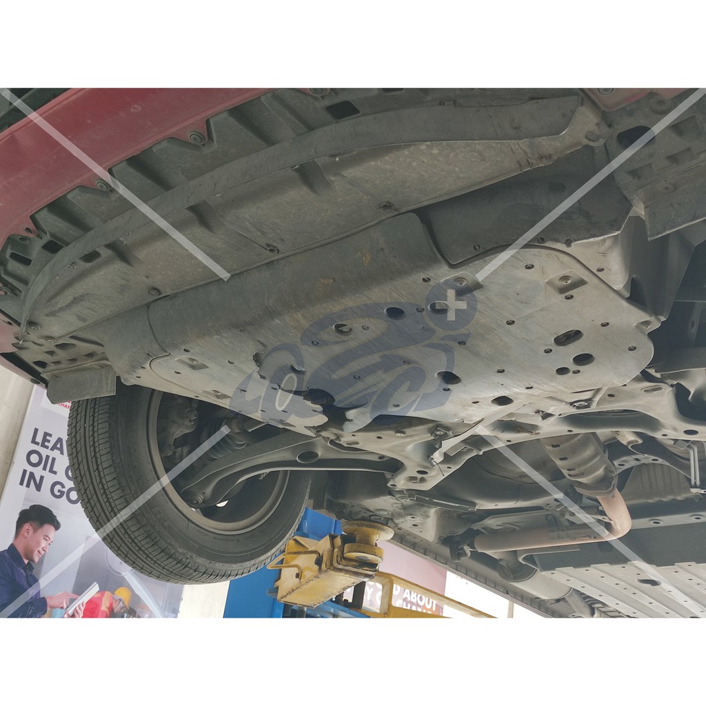 Auto Parts 3d Fully Covered Engine Splash Shield Guard Cover Use For