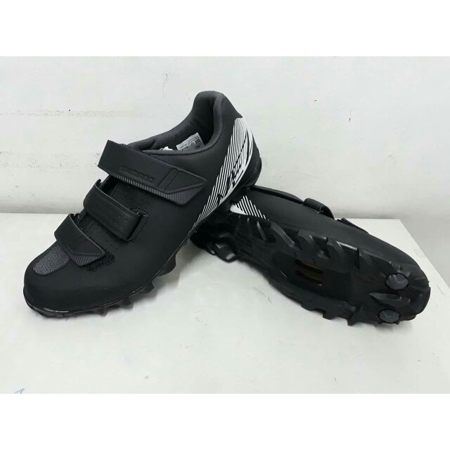 Shimano Spd Shoe ME2 BLACK/WHT Clips Sporting Goods Men's Cycling Shoes