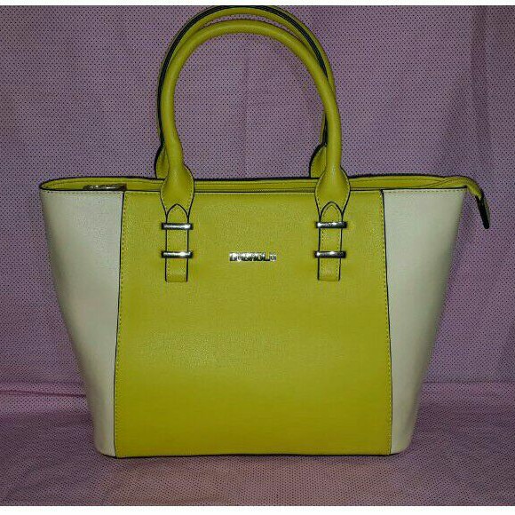 Best Place To Buy Handbags In Dubai Currency