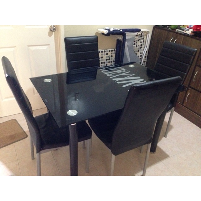 4 seater dining set ( pick up only in pasig/cainta boundary) Shopee