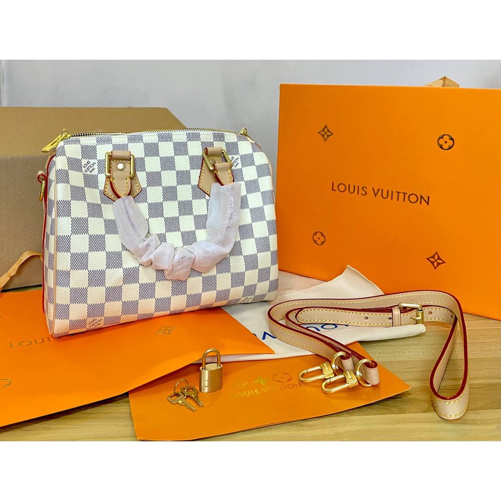 DIORLVMCMYSL Women's Bag Brand New Top Grade & Store Entry ZRH5