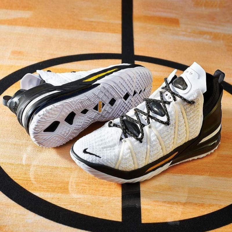 ORIGINAL NIKE LEBRON 18 HOME (WITH NORMAL ISSUE TOUNGE POPPED AIR