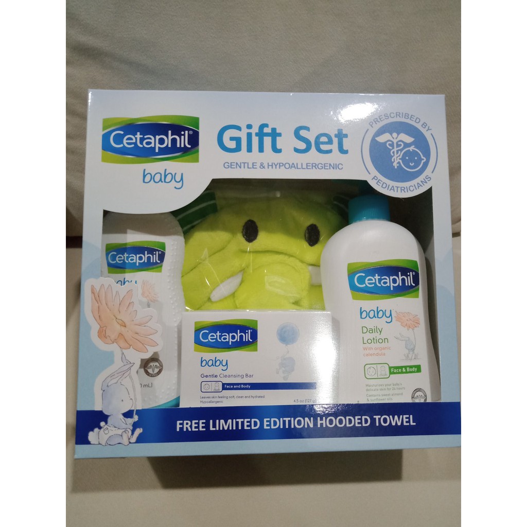 Cetaphil Baby Sensitive Skin Bath Time Essentials Gift Set with