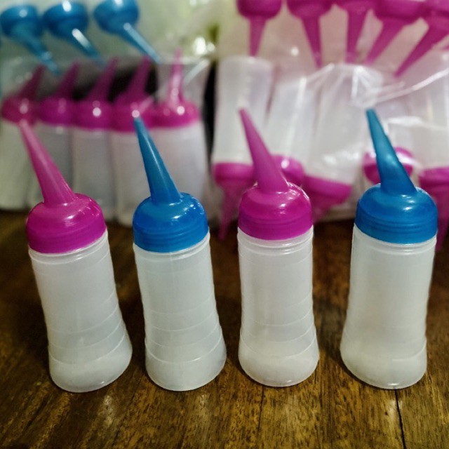 Plastic Squeeze bottle oil soysauce syrup ketchup condiments dispenser