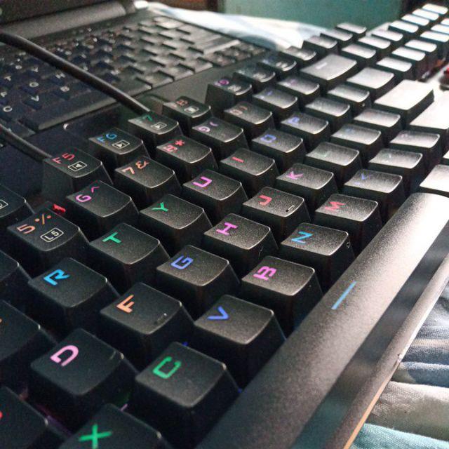 EYooso z88 RGB Mechanical Keyboard ( Blue or Brown Switch) Shopee