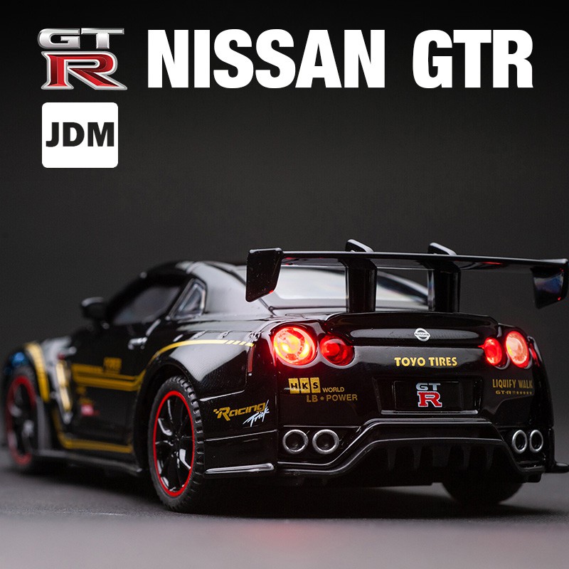 132 JDM Nissan GTR R35 Modified Wide Body Car Models Alloy Diecast