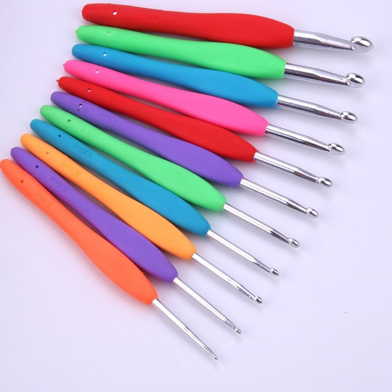 25+ hooked needle for sewing