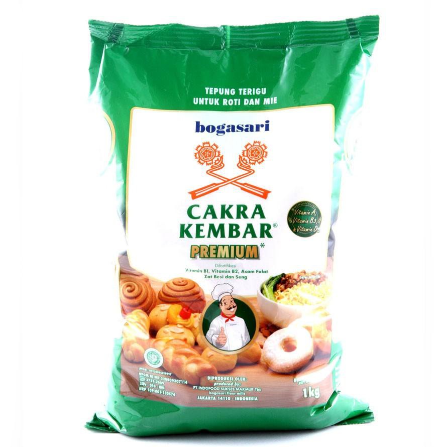 Tepung serbaguna biasanya dipasarkan dalam kemasan 1 kg maupun 25 kg sesuai dengan. Bogasari Cakra Kembar Premium Tepung Terigu 1000g Shopee Singapore