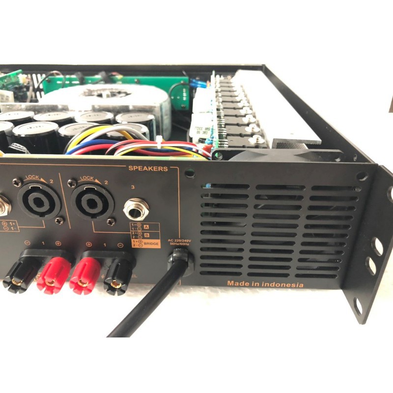 Cục đẩy công suất Yamaha 2 kênh P9500S 40 sò toshiba tốt hơn hàng bãi