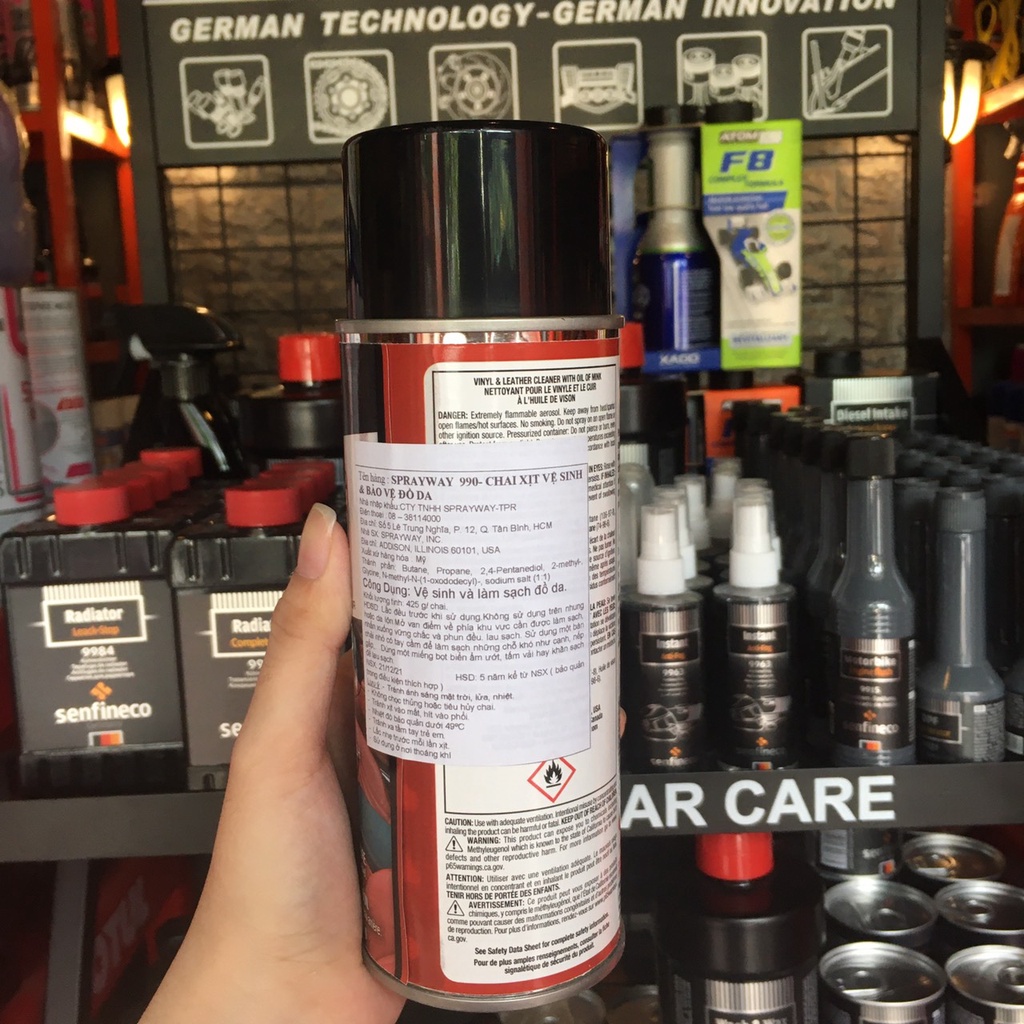 Mua Chai Xịt Vệ Sinh Và Bảo Vệ Đồ Da Sprayway Vinyl & Leather Cleaner (990) 425g chamsocxestore