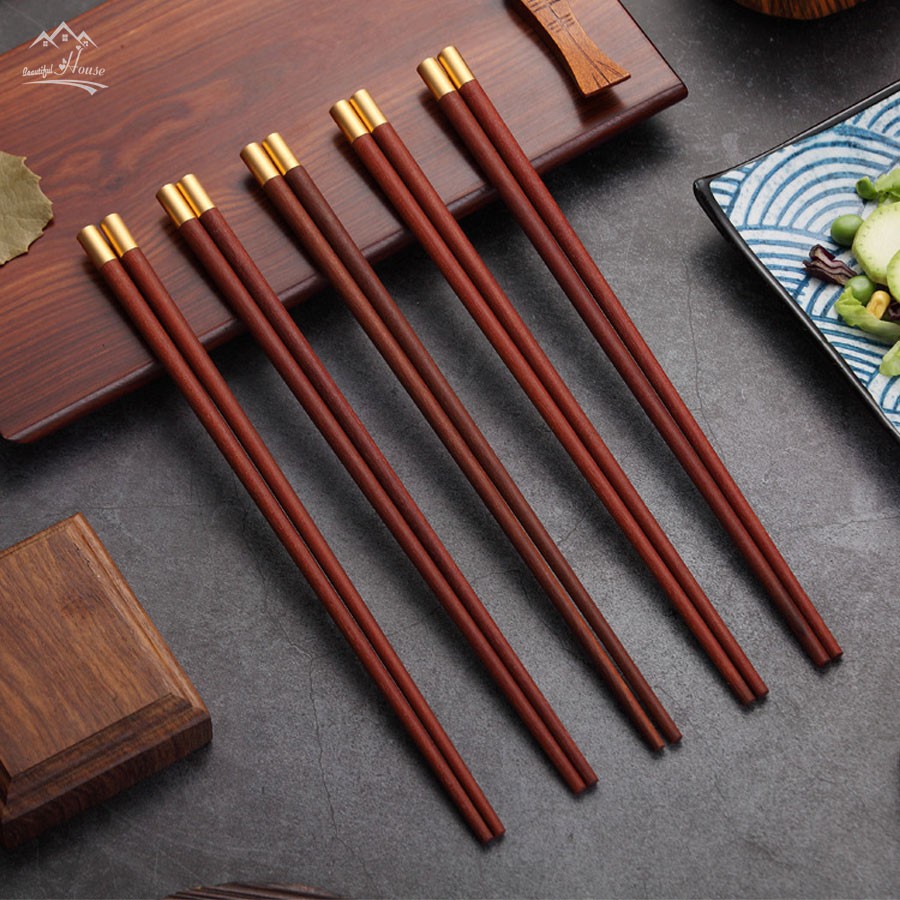 Cau Chuyện Bat Gỗ đan Hương go dan huong