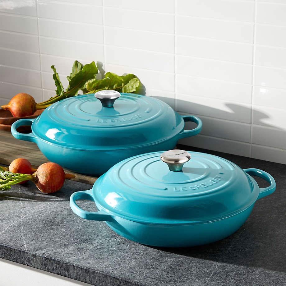 Nồi chảo gang Le Creuset Gourmet Signature Profitopf Evo 30cm Karibik Blau màu xanh ngọc