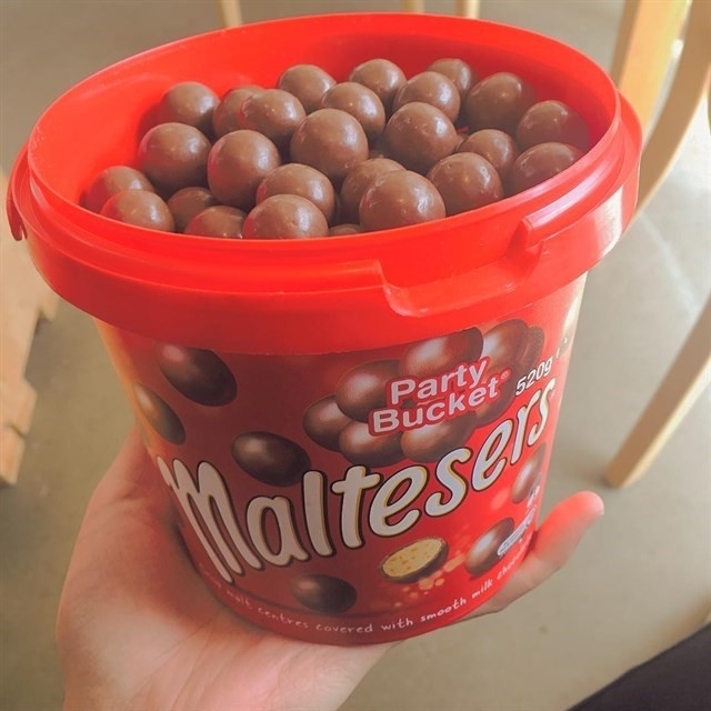 Chocolate Maltesers Party Bucket 520g Mỹ Shopee Việt Nam