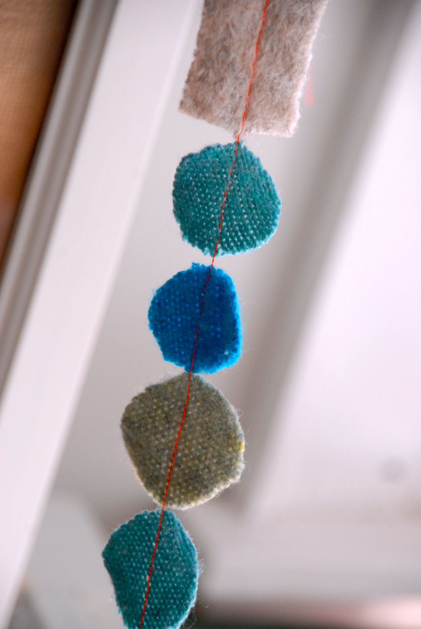 Sweater Garland Family Chic