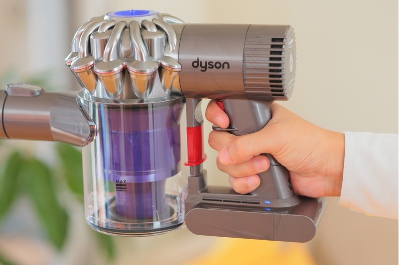 DYSON 청소기 DC62 컴플리트의 편리한 사용법_GATEVISION