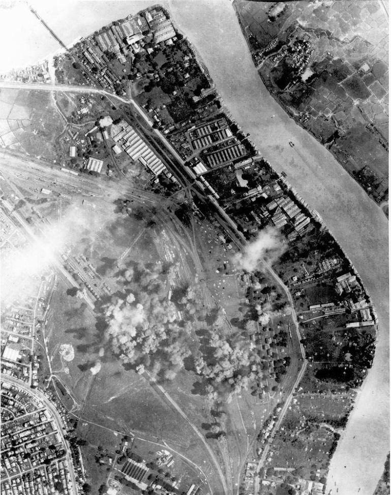 일본 폭격기와 미국 B29 폭격기의 버마 랑군 폭격 [WW2 Japanese Bomber & U.S B29 Bomber Burma Rangoon Bombing