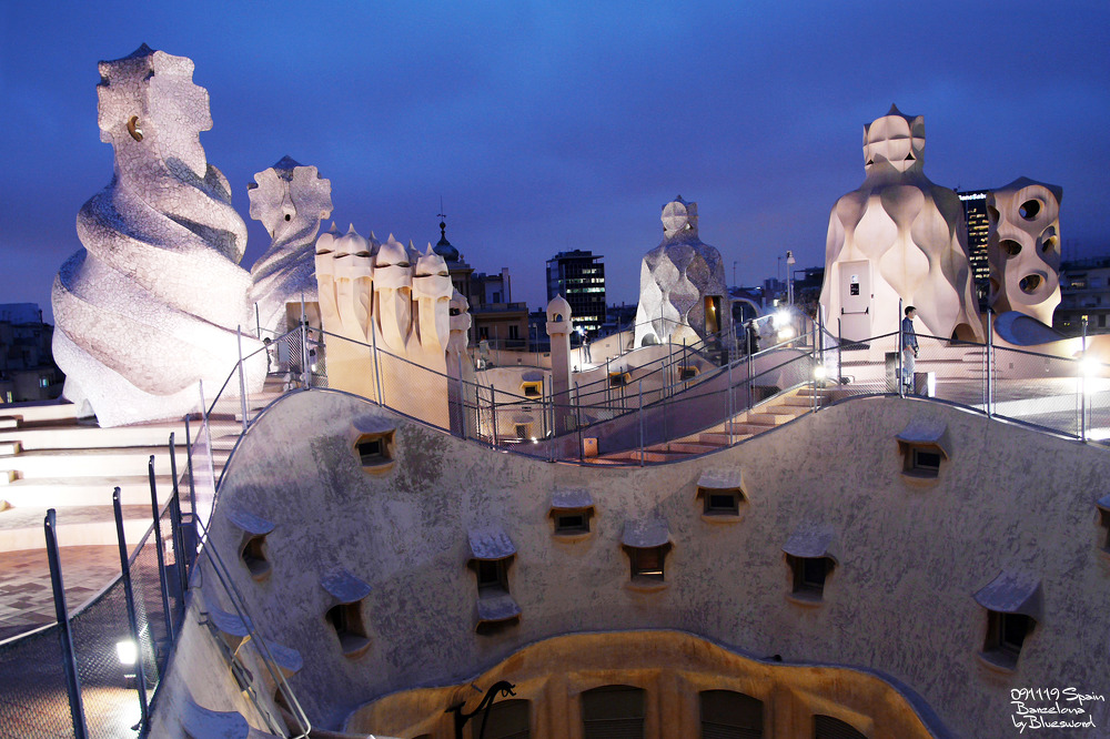 La Pedrera Spain Events September 2023 Spain / Barcelona, 가우디 최대의 예술품이자 주택 라 페드레라 (La Pedrera)